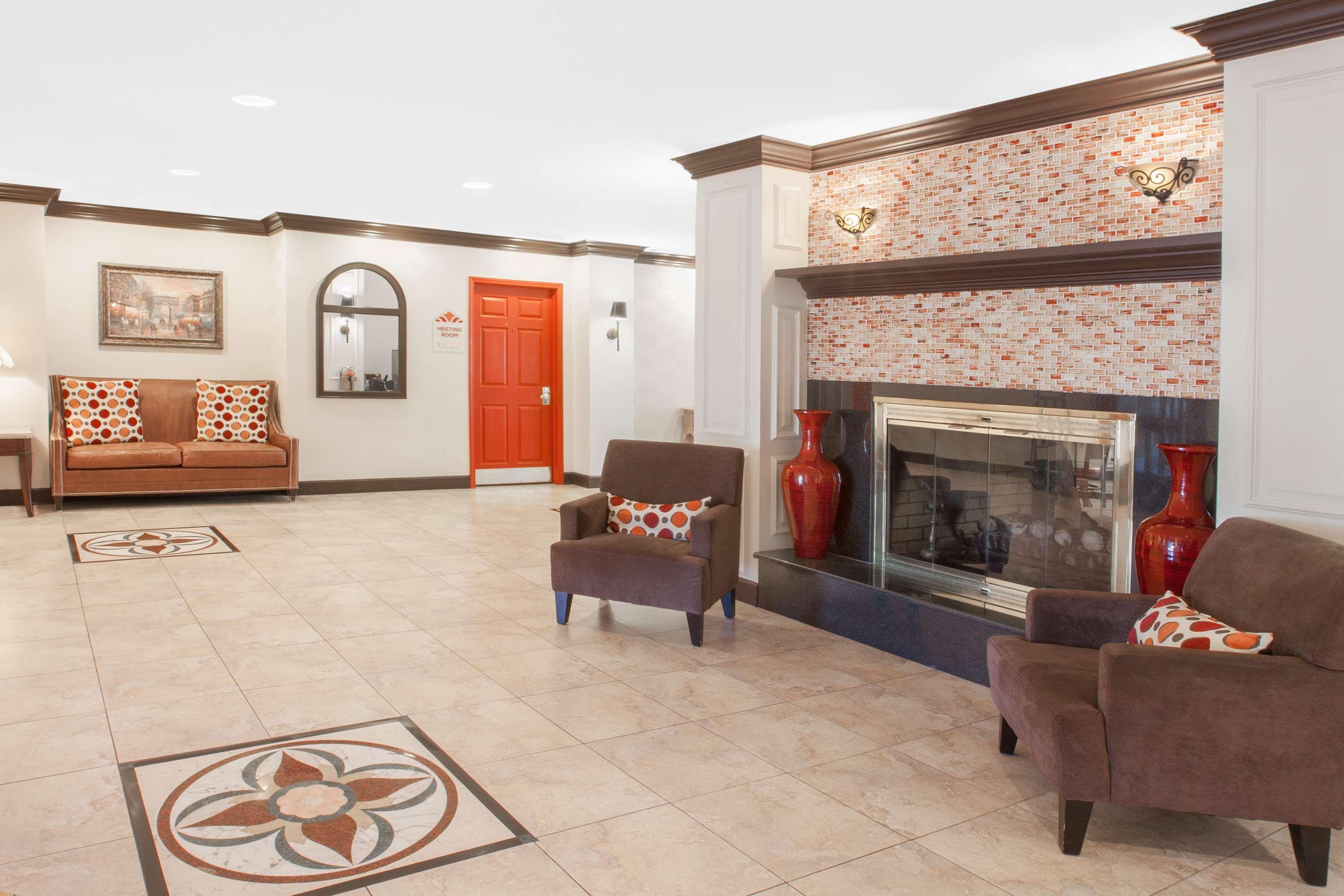 Affordable Suites Of America Detroit-Warren Bagian luar foto